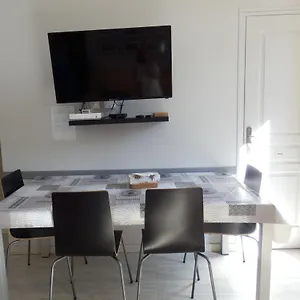  Apartamento T2 Au Centre De Luchon Francia