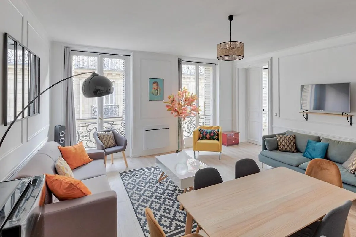 Joli Appartement Champs Elysees - 6P 巴黎 法国